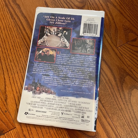 Disney 101 Dalmatians original VHS - Picture 2 of 3